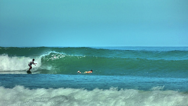 Surfer rides La Punta